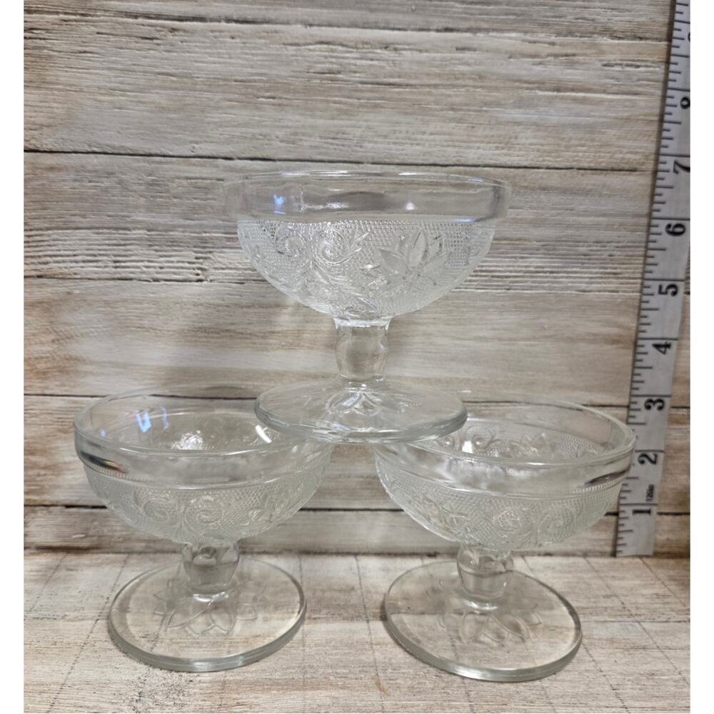 Vintage Tiara Indiana Glass Sandwich Pattern Dessert Bowls Sherbet Bowls 3 pcs